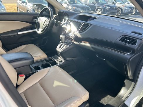 Used 2016 Honda CR-V Touring image 40