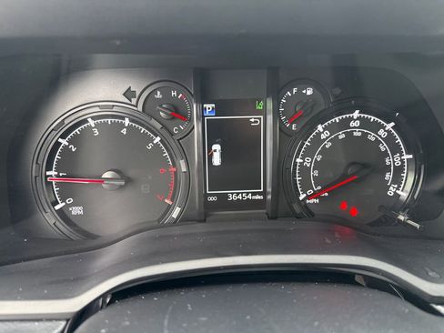 Used 2024 Toyota 4Runner SR5 image 19