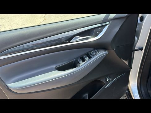 Used 2021 Buick Enclave Essence w/ Trailering Package, 5000 lbs. AWD/4WD image 7