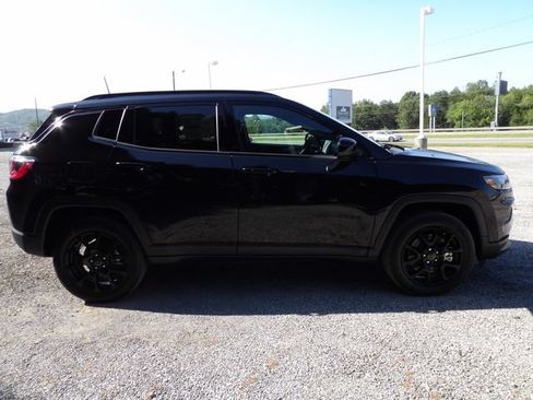 New 2026 Jeep Compass Latitude AWD/4WD image 5