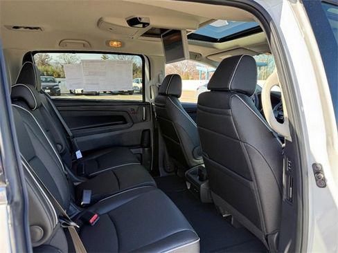 New 2026 Honda Odyssey Elite image 7
