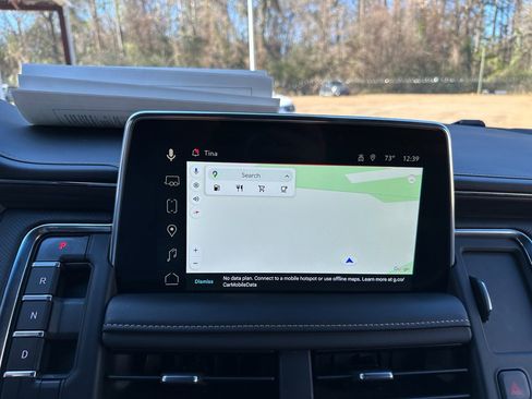 Used 2023 GMC Yukon SLT w/ SLT Premium Package image 15