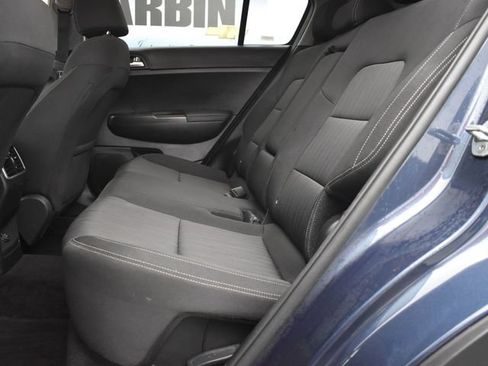 Used 2022 Kia Sportage LX FWD image 9