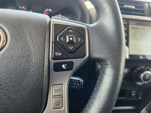 Used 2024 Toyota 4Runner SR5 AWD/4WD image 29