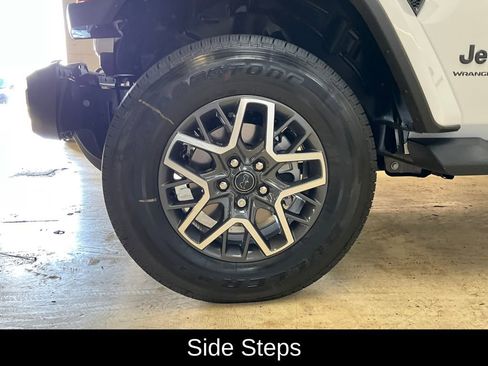 New 2025 Jeep Wrangler Sahara image 17