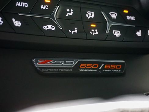 Used 2016 Chevrolet Corvette Z06 w/ 2LZ Preferred Equipment Group image 61