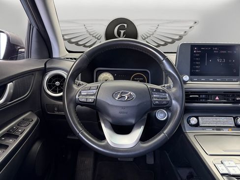 Used 2022 Hyundai Kona SEL w/ Convenience Package FWD image 12