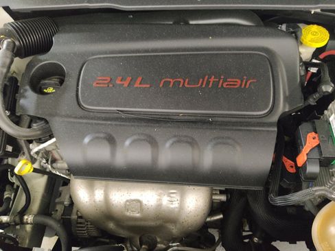 Used 2021 Jeep Compass Limited w/ Sun and Sound Group FWD image 30