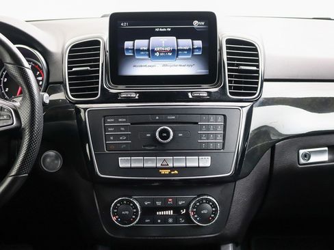 Used 2018 Mercedes-Benz GLE 350 image 17
