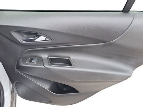 Used 2024 Chevrolet Equinox LT image 24