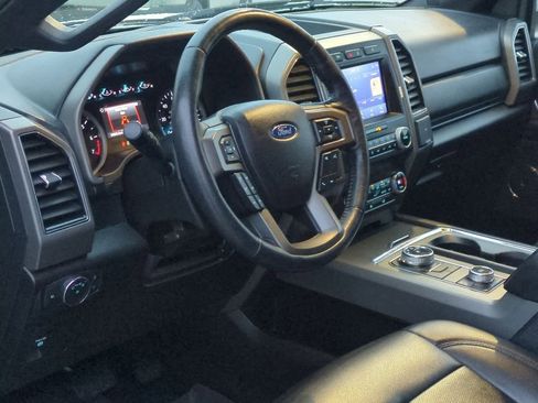 Used 2020 Ford Expedition XLT w/ Equipment Group 201A image 10