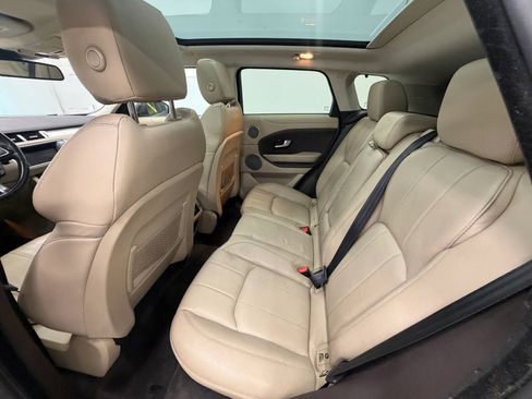 Used 2016 Land Rover Range Rover Evoque SE AWD/4WD image 16