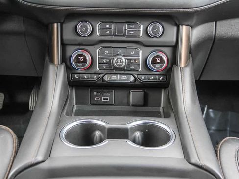 Used 2021 Chevrolet Tahoe High Country RWD image 14