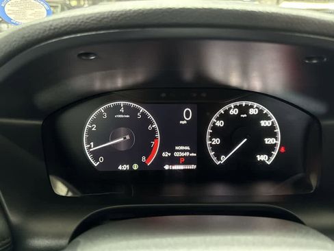 Used 2023 Honda HR-V LX image 16