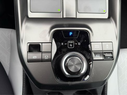 New 2026 Subaru Solterra Premium image 23