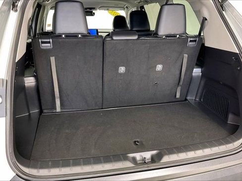 Used 2025 Toyota Grand Highlander AWD image 28