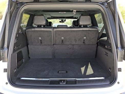 New 2026 Jeep Grand Wagoneer Summit w/ Premium Group III image 12