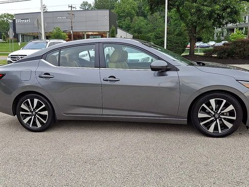 Used 2023 Nissan Sentra SV w/ SV Premium Package FWD image 9