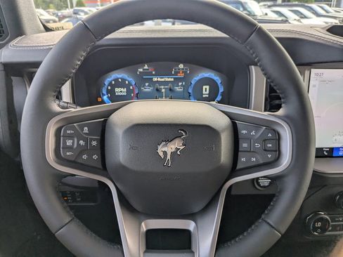 New 2025 Ford Bronco Outer Banks w/ Sasquatch Package image 29
