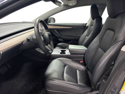 Certified 2023 Tesla Model 3 Standard Range RWD image 9