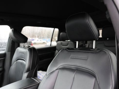 Used 2023 Jeep Grand Cherokee L Overland image 22