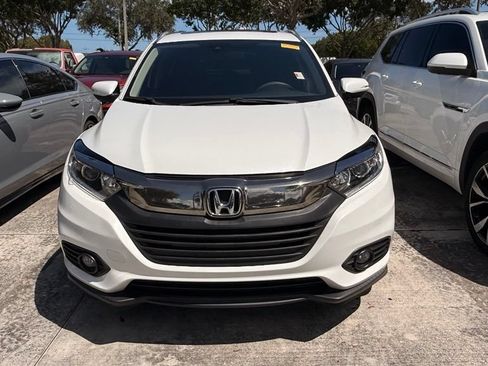 Used 2021 Honda HR-V EX image 3