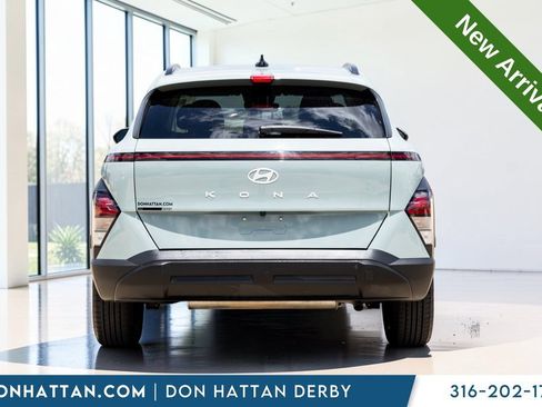 Used 2025 Hyundai Kona SEL FWD image 21