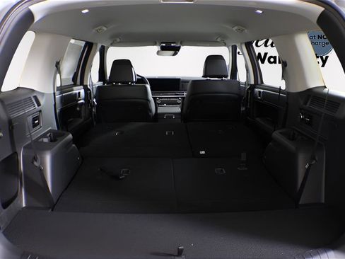 New 2025 Hyundai Santa Fe SEL FWD image 9