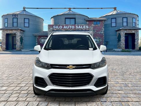 Used 2019 Chevrolet Trax LS w/ LPO, Protection Package FWD image 8