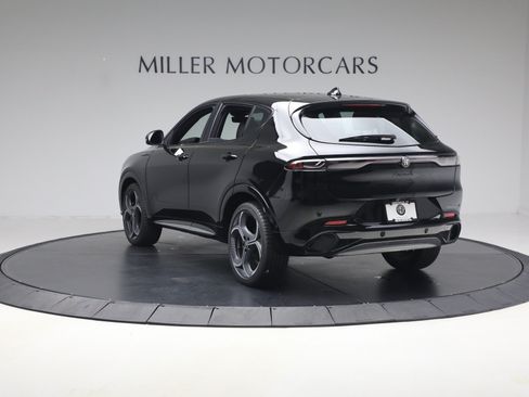 New 2026 Alfa Romeo Tonale w/ Active Assist Package AWD/4WD image 5