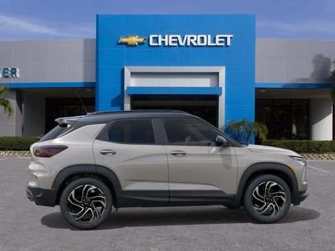 New 2026 Chevrolet TrailBlazer RS w/ Driver Confidence Package FWD image 6