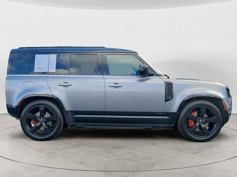 Used 2020 Land Rover Defender 110 X image 3