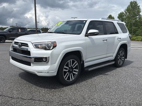 Used 2024 Toyota 4Runner Limited AWD/4WD image 3