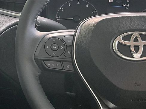 Certified 2024 Toyota Corolla Cross LE FWD image 14