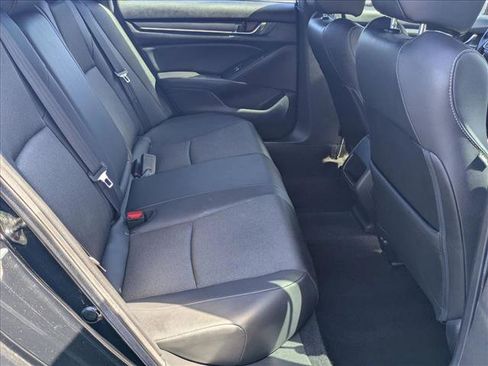 Used 2019 Honda Accord Sport image 18