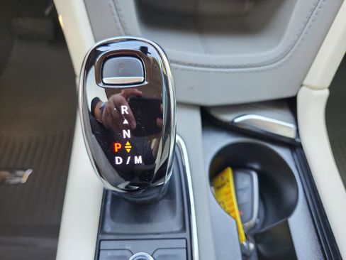 Used 2023 Cadillac XT5 Premium Luxury w/ Technology Package image 20