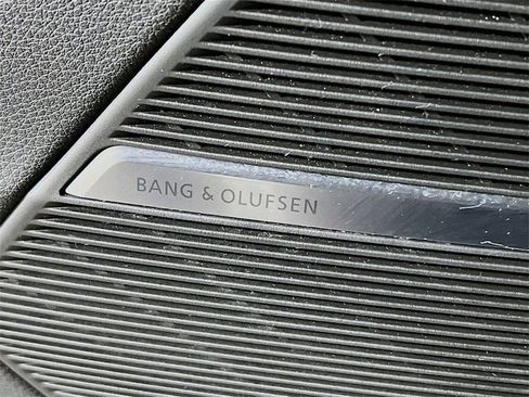 Used 2025 Audi Q7 3.0T Premium Plus image 21