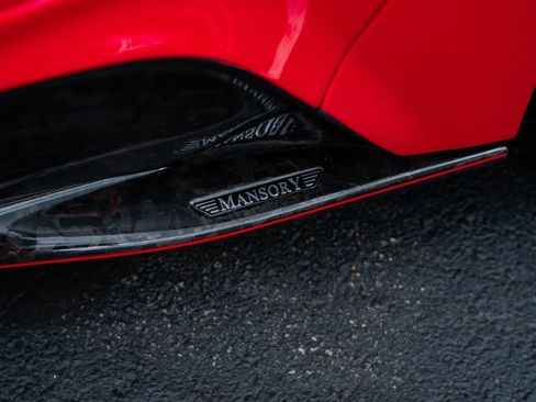 Used 2020 Ferrari 812 Superfast RWD image 36