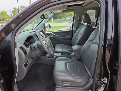 Used 2019 Nissan Frontier SL AWD/4WD image 23