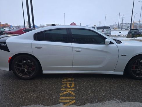 Used 2018 Dodge Charger R/T image 5