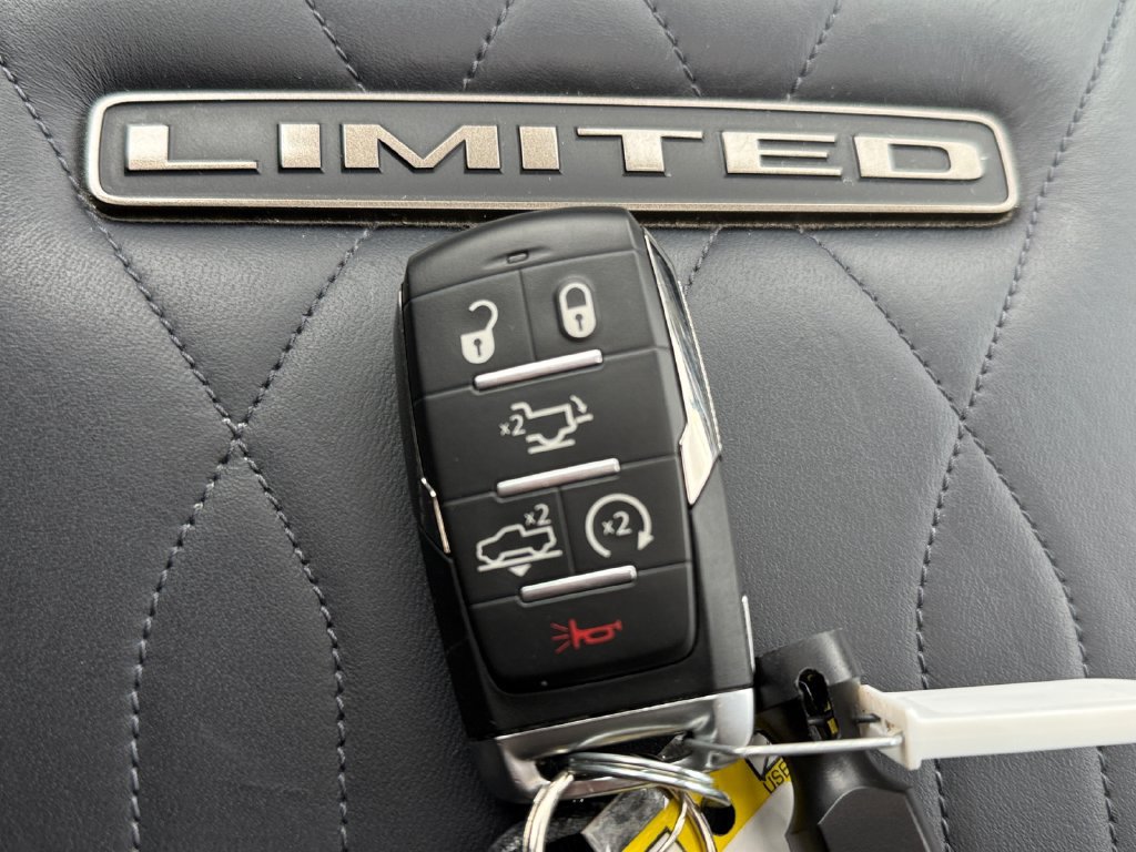 Used 2024 RAM 1500 Limited AWD/4WD image 43