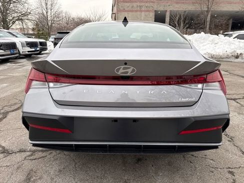 New 2026 Hyundai Elantra Limited image 9