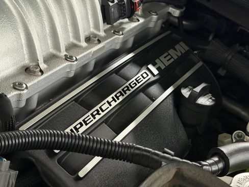 Used 2023 Dodge Challenger SRT Hellcat RWD image 40