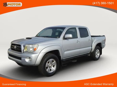 Used 2008 Toyota Tacoma PreRunner image 1