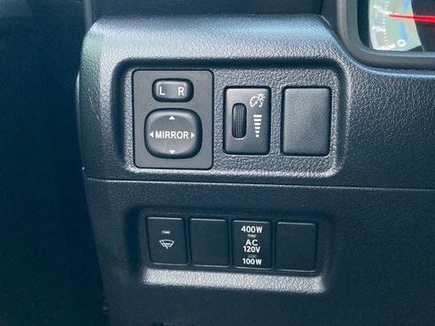 Used 2018 Toyota 4Runner SR5 RWD image 13