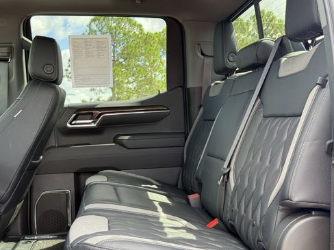 Used 2024 Chevrolet Silverado 1500 RST w/ All Star Edition Plus image 14