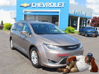 Used 2017 Chrysler Pacifica Touring-L