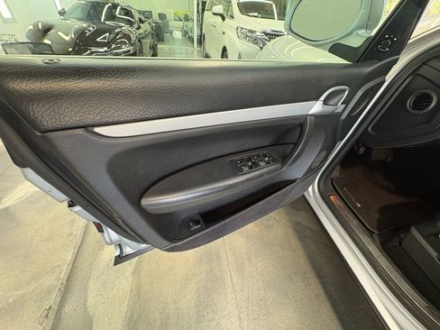 Used 2009 Porsche Cayenne S AWD/4WD image 16