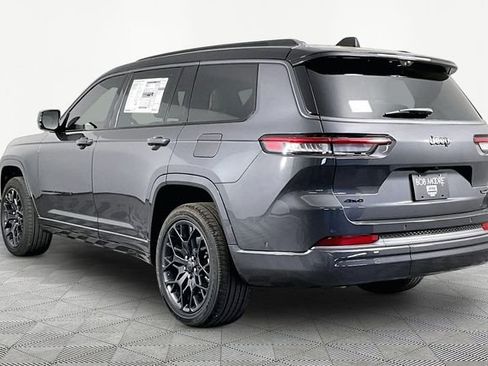New 2026 Jeep Grand Cherokee L Summit w/ Obsidian Package AWD/4WD image 4