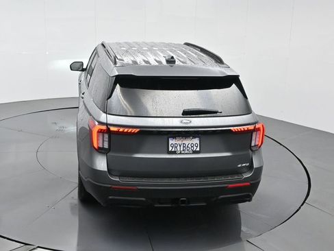 Used 2025 Ford Explorer ST-Line w/ ST-Line Street Pack image 58